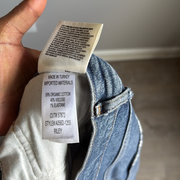 AGOLDE Riley High Rise Straight Crop in Transfer 29 - Picture 10 of 12